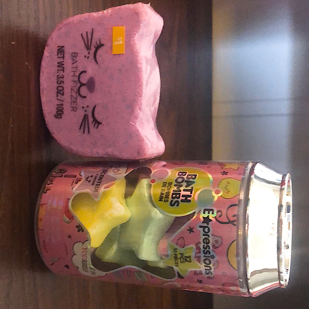 1 Bath Fizzer and 1 Bath Bombs 12pcs